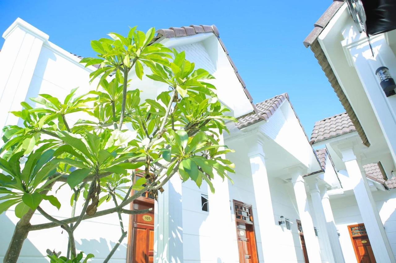 Lavender Tan Thanh Hotel Mini Resort Cong Thanh Exterior photo